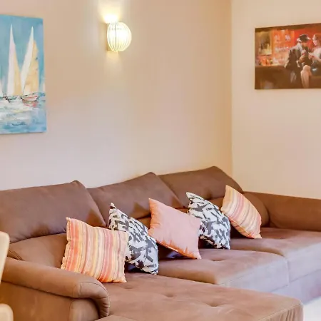 شقة Al - Apartamento Jacarandas